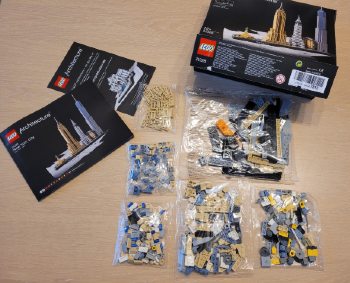 Unboxing Lego New York