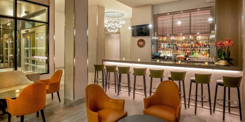 Hotel Four Points by Sheraton, pacchetto volo + hotel New York