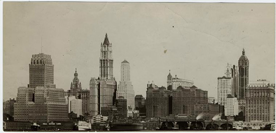 immagine storica del Woolworth Building a New York