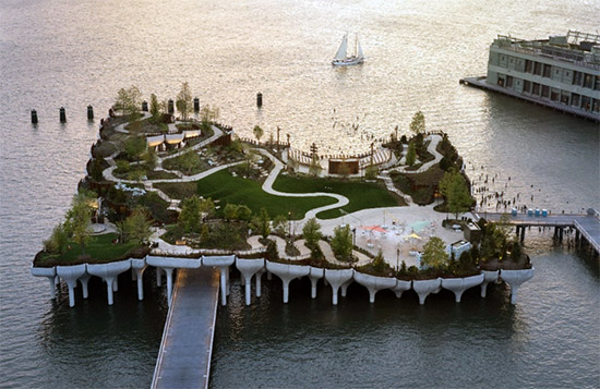 il parco galleggiante Little Island a New York