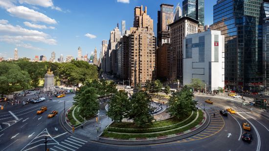 Il palazzo del MAD, su Columbus Circle