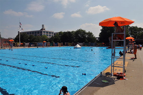 piscina Red Hook Pool a Brooklyn