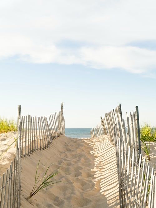 Ingresso ad una spiaggia negli Hamptons