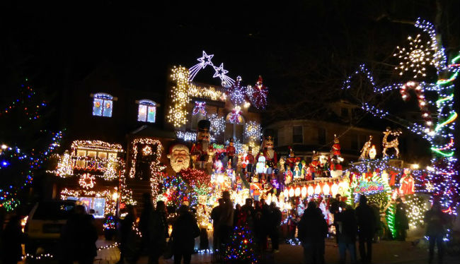 Tour di Dyker Heights