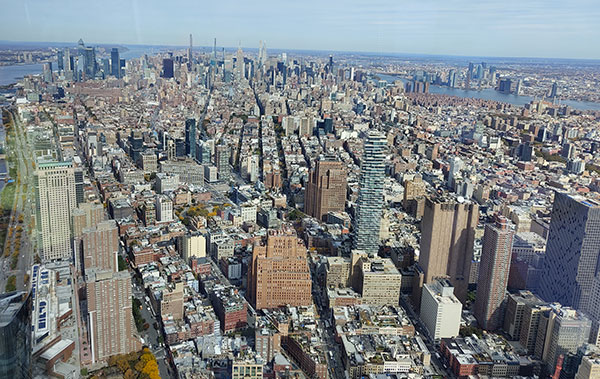 Vista verso nord di Manhattan dal One World Observatory